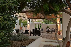 Lindos Sun