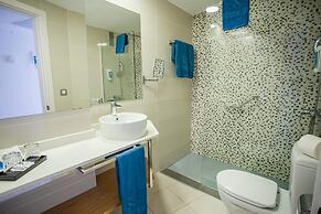Servatur Waikiki
