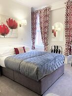 Dergvale Hotel