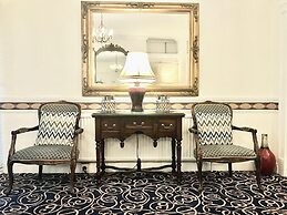Dergvale Hotel