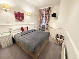 Dergvale Hotel
