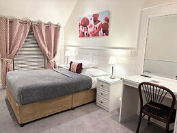 Dergvale Hotel