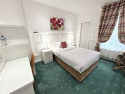Dergvale Hotel