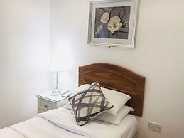 Dergvale Hotel