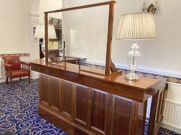 Dergvale Hotel
