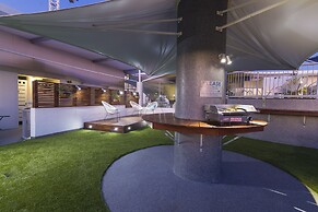 Beach Club Resort