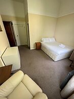 Crofton House Hotel