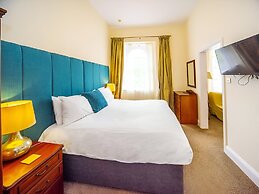 Crofton House Hotel