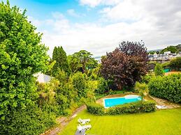 Crofton House Hotel