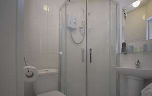 Crofton House Hotel