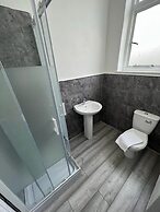 Crofton House Hotel
