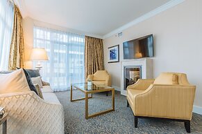 L'Hermitage Hotel