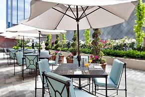 L'Hermitage Hotel