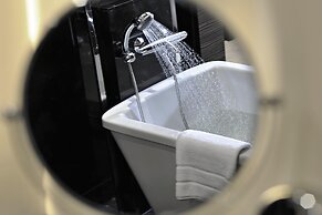 Le Meridien Bangkok