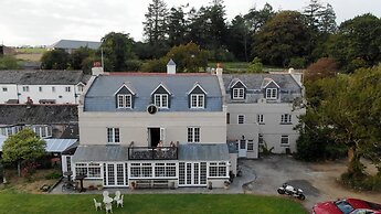 Great Trethew Manor Hotel & Restaurant