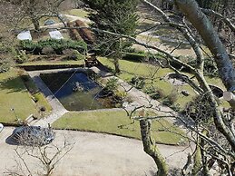 Great Trethew Manor Hotel & Restaurant