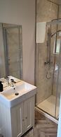 Great Trethew Manor Hotel & Restaurant