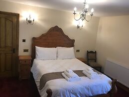Great Trethew Manor Hotel & Restaurant
