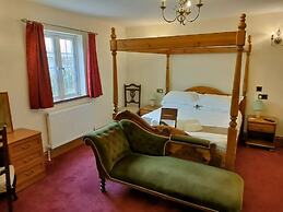 Great Trethew Manor Hotel & Restaurant