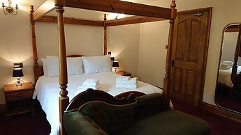 Great Trethew Manor Hotel & Restaurant