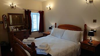 Great Trethew Manor Hotel & Restaurant
