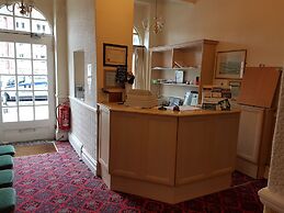 Grand Ash Hotel