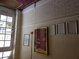 Grand Ash Hotel