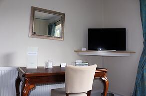 Hickman Hill Hotel
