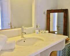 Armeni Village Rooms & Suites
