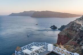 Armeni Village Rooms & Suites
