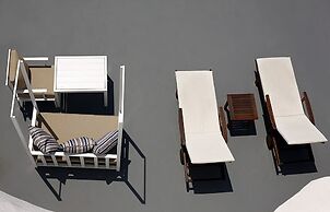 Armeni Village Rooms & Suites