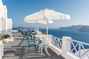 Armeni Village Rooms & Suites