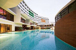 Cornelia Diamond Golf Resort & SPA