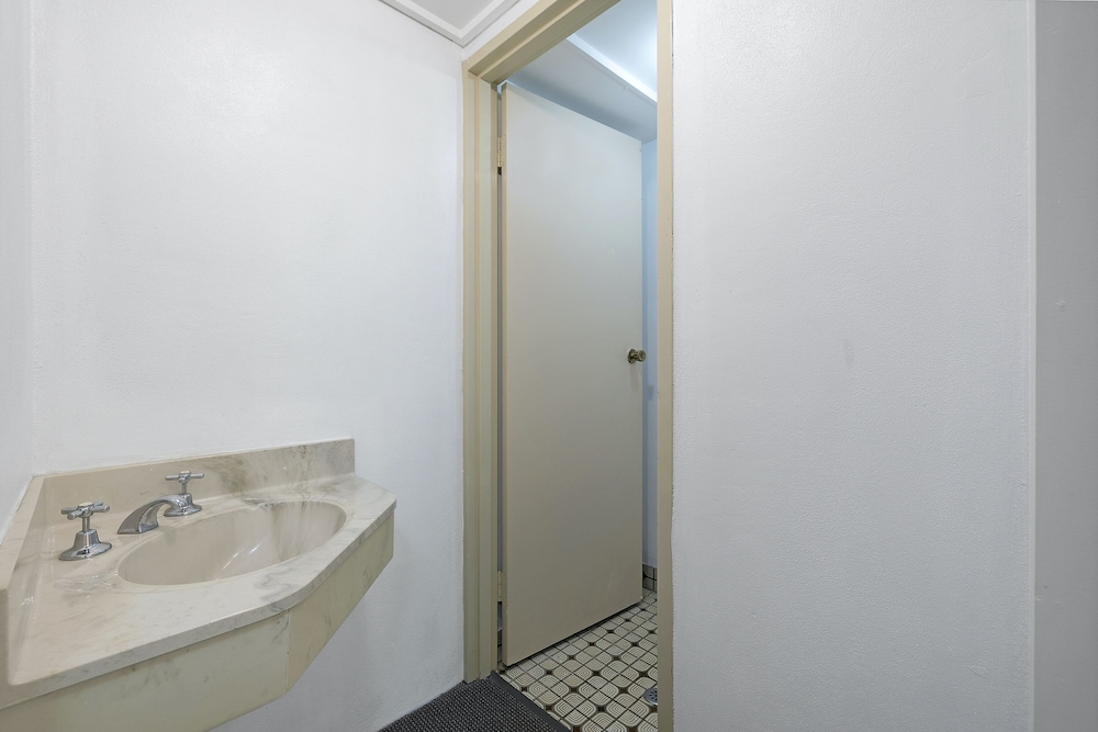 Central Court Motel Warrnambool