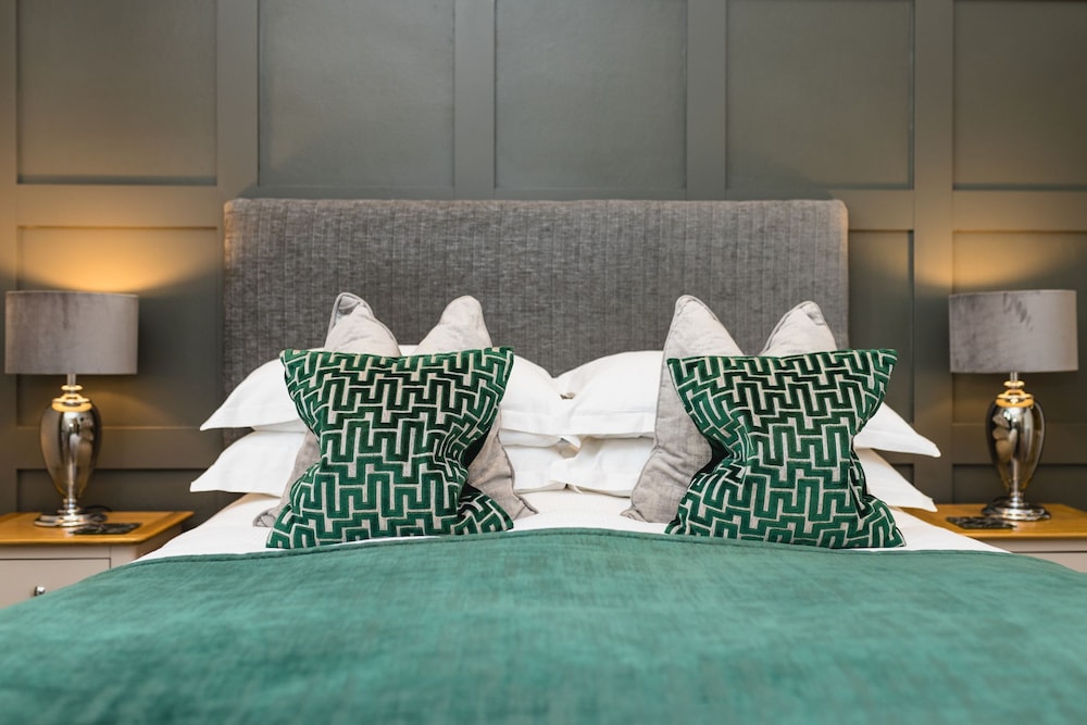 Wheatlands Lodge - Bed & Breakfast