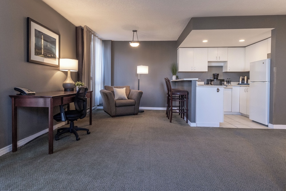 Hotel Faubourg Montreal