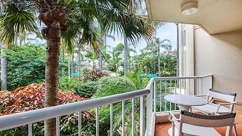 Mari Court Resort