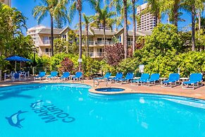 Mari Court Resort