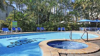 Mari Court Resort