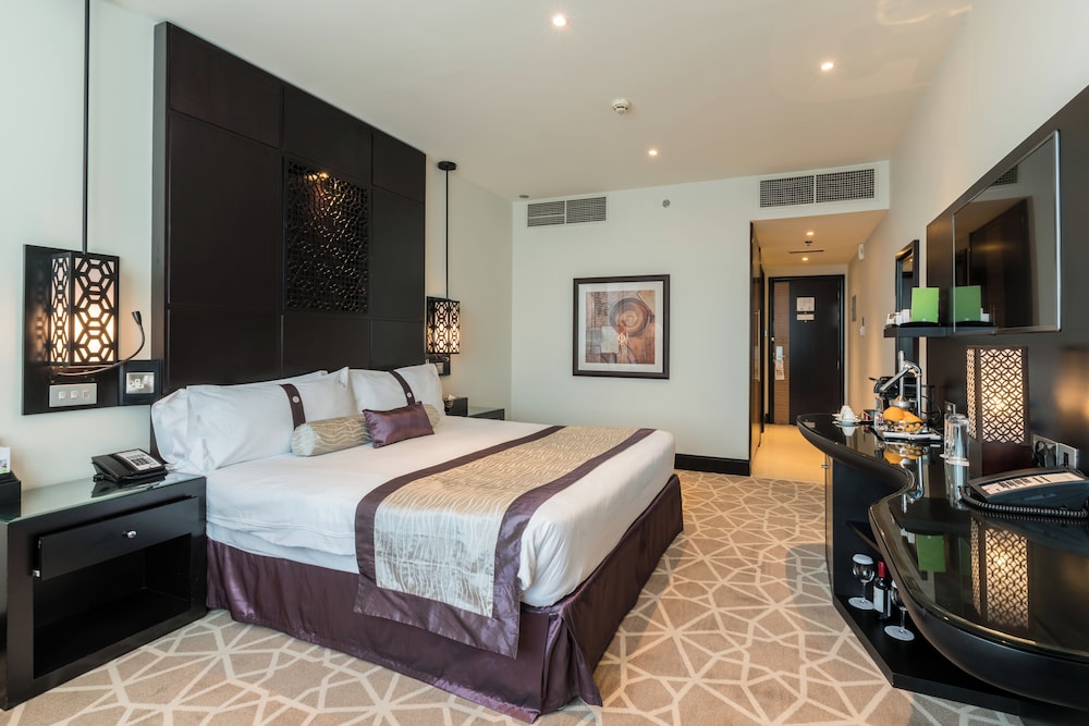 Holiday Inn Dubai - Al Barsha by IHG