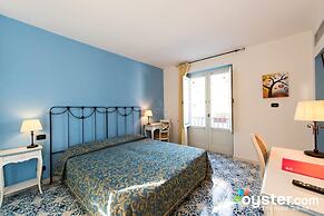 Hotel Bougainville