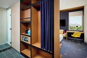 Aloft by Marriott Montreal Airport