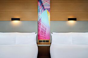 Aloft by Marriott Montreal Airport