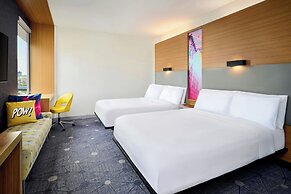 Aloft by Marriott Montreal Airport