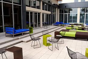 Aloft by Marriott Montreal Airport
