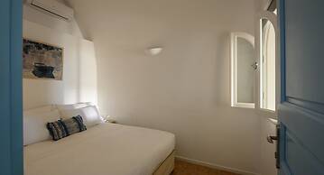 Pantelia Suites
