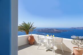 Pantelia Suites