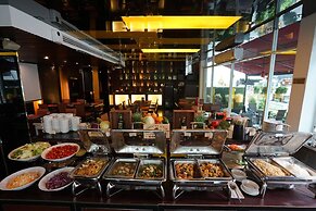 FuramaXclusive Asoke Hotel