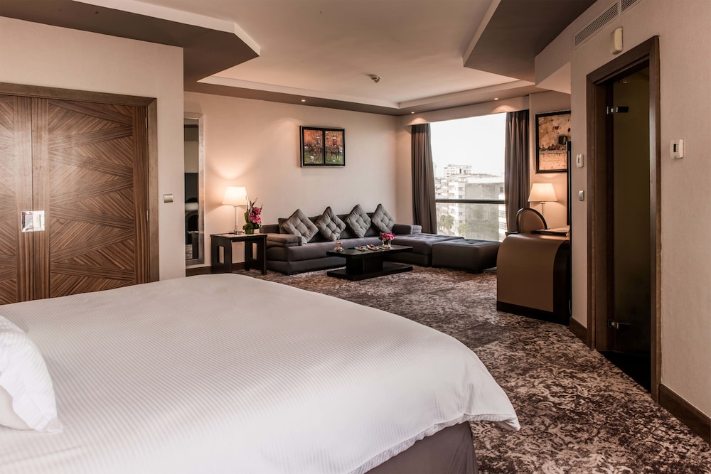 Hotel Kenzi Tower