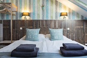 Royal Court Hotel